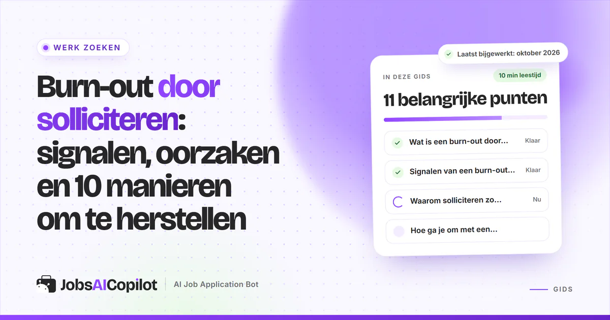 Vermoeide werkzoekende klapt een laptop vol sollicitaties dicht en neemt buiten een pauze