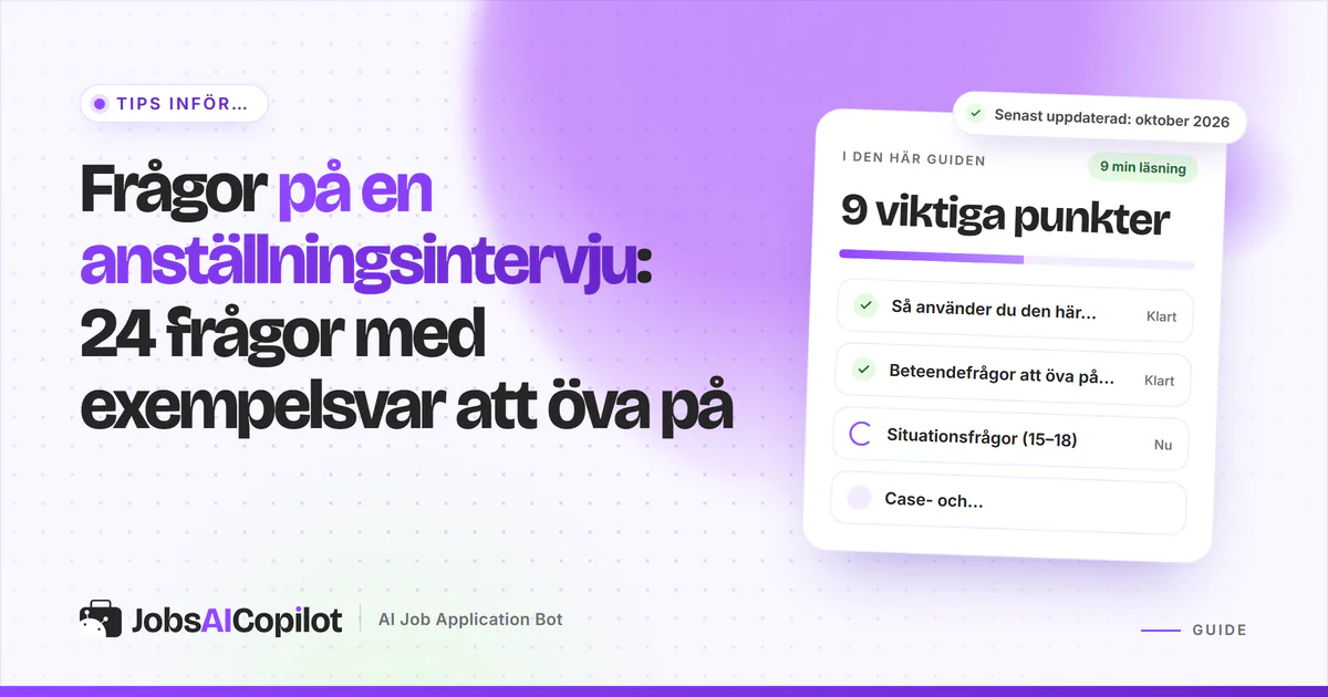 Kandidat som övar på intervjufrågor med anteckningar enligt STAR-metoden och en lista med exempelsvar